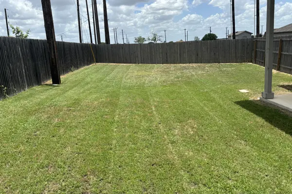 Lawn Maintenance Services Lawn Maintenance Services